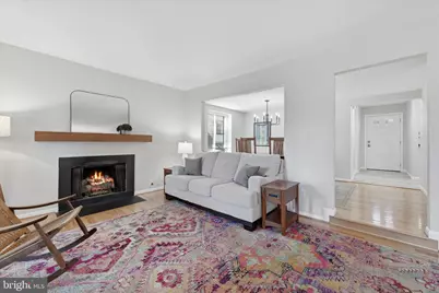 11860 S Lakes Court, Reston, VA 20191 - Photo 7