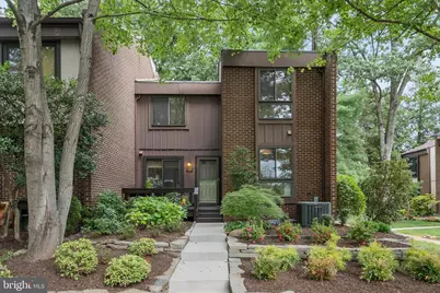 11860 S Lakes Court, Reston, VA 20191 - Photo 37