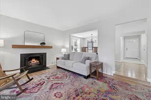 11860 S Lakes Ct, Reston, VA 20191 - Photo 7