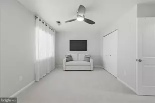 11860 S Lakes Ct, Reston, VA 20191 - Photo 19