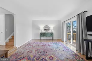 11860 S Lakes Ct, Reston, VA 20191 - Photo 9