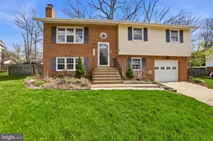 14821 Wood Home Rd, Centreville, VA 20120 - Photo 3