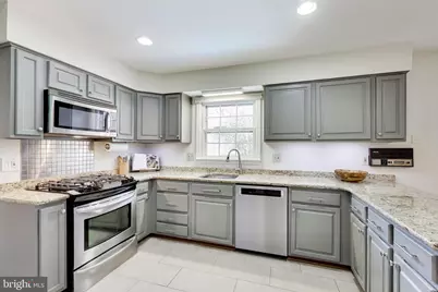 10150 Red Spruce Road, Fairfax, VA 22032 - Photo 11