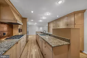 2701 Verily Ct, Oakton, VA 22124 - Photo 13