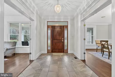 3527 Valeview Drive, Oakton, VA 22124 - Photo 5