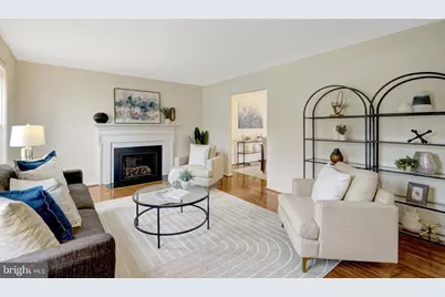 7627 Luton Place, Alexandria, VA 22315 - Photo 5