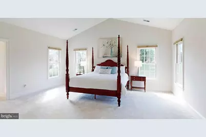 1096 Great Passage Boulevard, Great Falls, VA 22066 - Photo 33