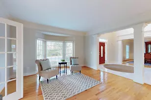 1096 Great Passage Blvd, Great Falls, VA 22066 - Photo 5