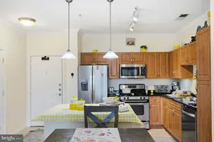 12917 Centre Park Cir, Herndon, VA 20171 - Photo 7