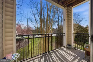 12917 Centre Park Cir, Herndon, VA 20171 - Photo 11