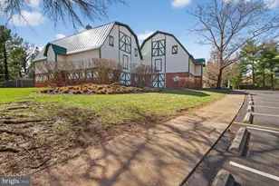 2790 Mansway Dr, Herndon, VA 20171 - Photo 51