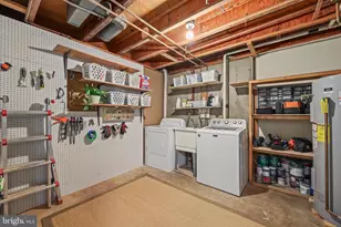 3145 Ellenwood Dr, Fairfax, VA 22031 - Photo 23