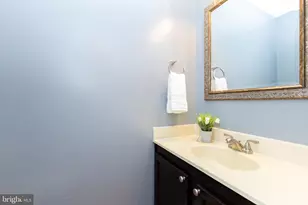 6751 Jenny Leigh Ct, Centreville, VA 20121 - Photo 3