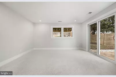 437 Glyndon Street NE, Vienna, VA 22180 - Photo 71