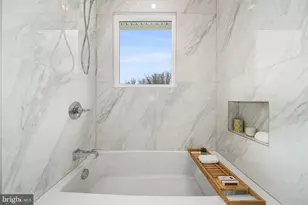 437 Glyndon St NE, Vienna, VA 22180 - Photo 57