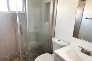 6406 Wilcox Ct, Alexandria, VA 22310 - Photo 5