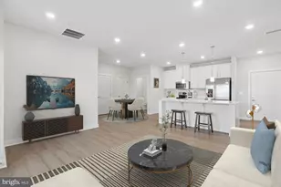 12850 Mosaic Pk Wy, Herndon, VA 20171 - Photo 11