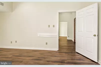 1146 Walker Road #G&H, Great Falls, VA 22066 - Photo 19