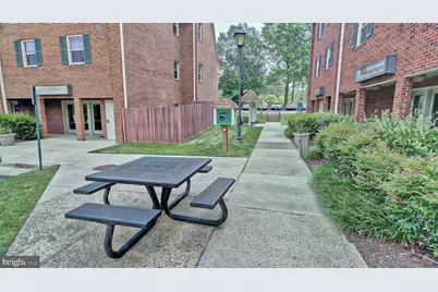 1146 Walker Road #G&H, Great Falls, VA 22066 - Photo 35