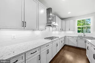 7753 Belvale Dr, Alexandria, VA 22315 - Photo 3