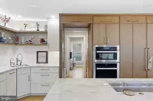 7327 Westerly Ln, McLean, VA 22101 - Photo 5