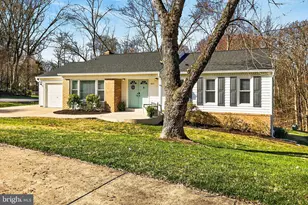 8010 Rockwood Ct, Springfield, VA 22153 - Photo 3