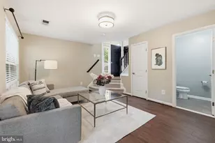 8102 Dove Cottage Ct, Lorton, VA 22079 - Photo 21