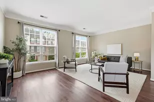8102 Dove Cottage Ct, Lorton, VA 22079 - Photo 15