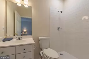 5078 Twinbrook Run Dr, Fairfax, VA 22032 - Photo 33