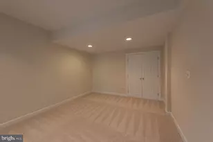 5078 Twinbrook Run Dr, Fairfax, VA 22032 - Photo 43