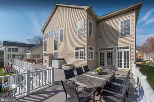 5078 Twinbrook Run Dr, Fairfax, VA 22032 - Photo 3