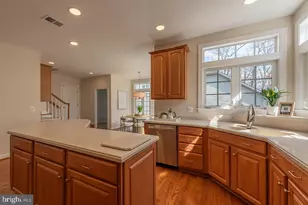 5078 Twinbrook Run Dr, Fairfax, VA 22032 - Photo 13