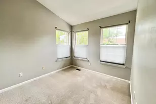 6400 Warren Point Ct, Alexandria, VA 22315 - Photo 11