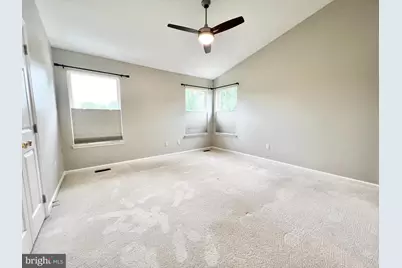 6400 Warren Point Court, Alexandria, VA 22315 - Photo 7