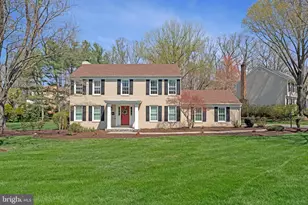 10840 Fieldwood Dr, Fairfax, VA 22030 - Photo 1