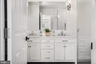 10840 Fieldwood Dr, Fairfax, VA 22030 - Photo 29