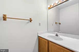 9101 Blue Jug Landing, Burke, VA 22015 - Photo 35