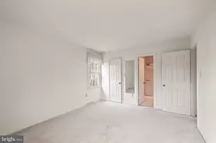 9005 Penn Manor Ct, Springfield, VA 22153 - Photo 23