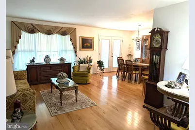 9005 Penn Manor Court, Springfield, VA 22153 - Photo 5