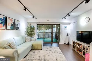 8350 Greensboro Dr, McLean, VA 22101 - Photo 5