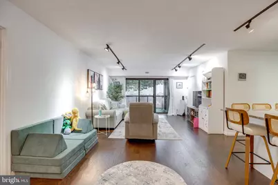 8350 Greensboro Drive #119, McLean, VA 22101 - Photo 3