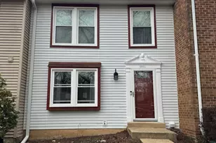 5851 Rock Forest Ct, Centreville, VA 20121 - Photo 1