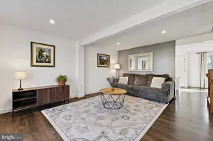 5851 Rock Forest Ct, Centreville, VA 20121 - Photo 3