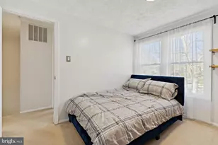 5851 Rock Forest Ct, Centreville, VA 20121 - Photo 17