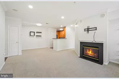 13070 Marcey Creek Road #13070, Herndon, VA 20171 - Photo 11