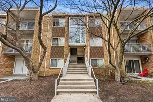 8001 Chanute Pl, Falls Church, VA 22042 - Photo 3