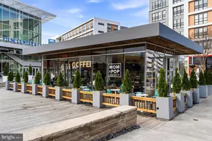 8001 Chanute Pl, Falls Church, VA 22042 - Photo 35