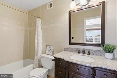 12150 Wedgeway Court, Fairfax, VA 22033 - Photo 9