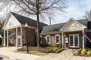 12150 Wedgeway Ct, Fairfax, VA 22033 - Photo 17