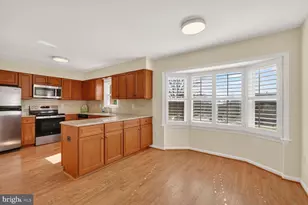 6587 Zoysia Ct, Alexandria, VA 22312 - Photo 9